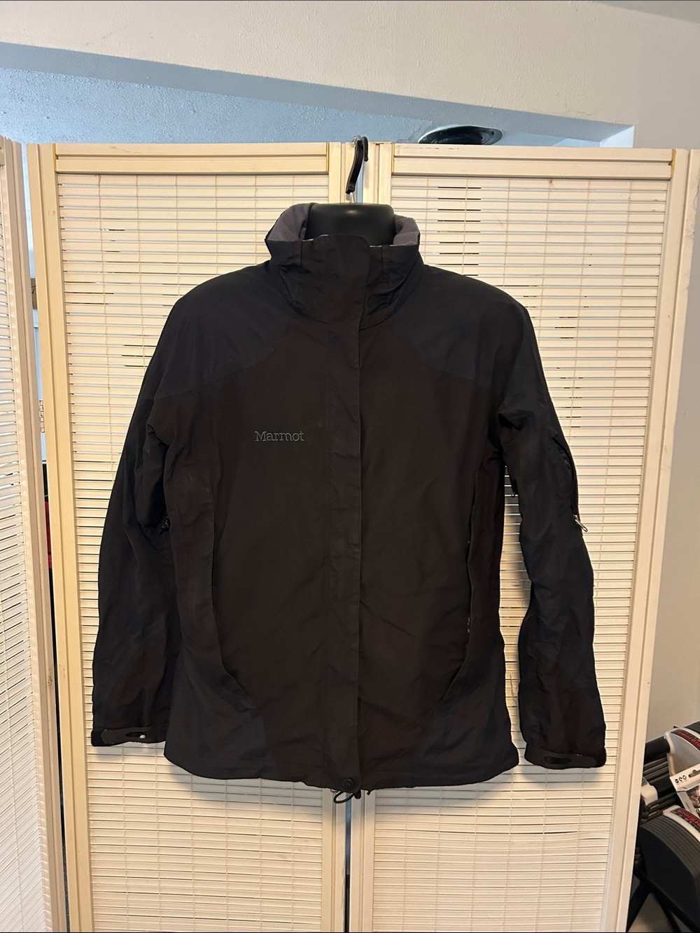Marmot Men’s  Black Ski & Snow Shell Jacket